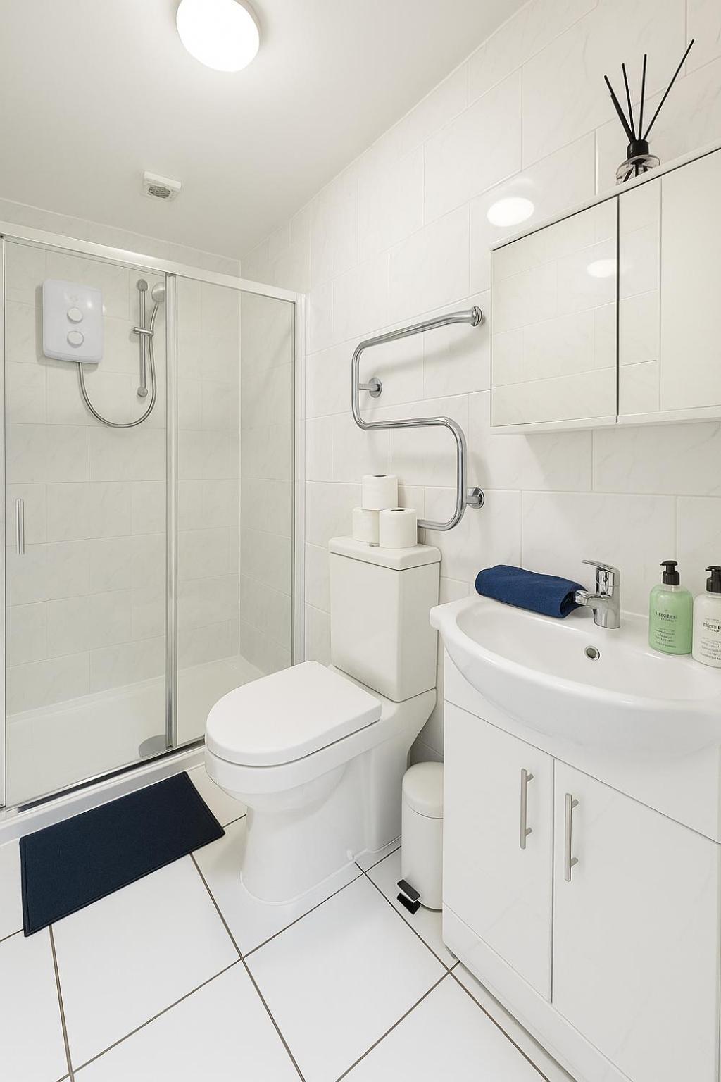 One Bedroom In Centre