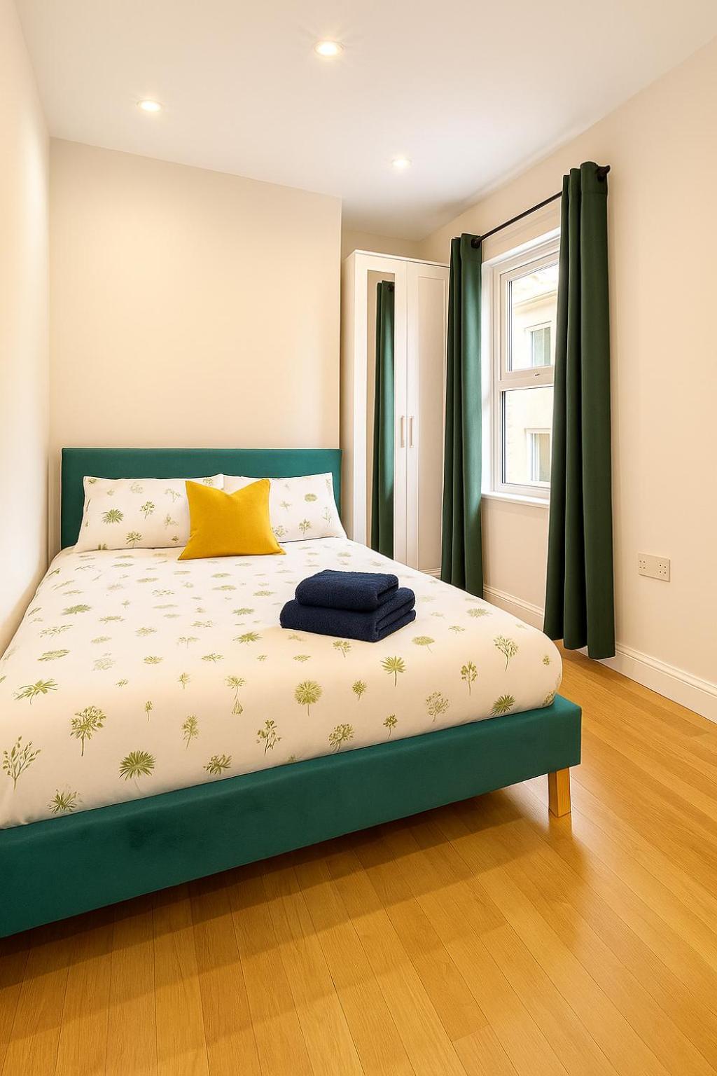 One Bedroom In Centre Cardiff